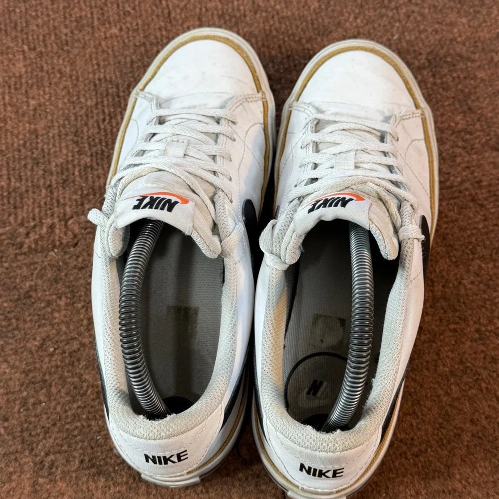 gently used B- Nike Court Legacy GS White Black Gold Sneakers DA5380-102 Kids 7Y